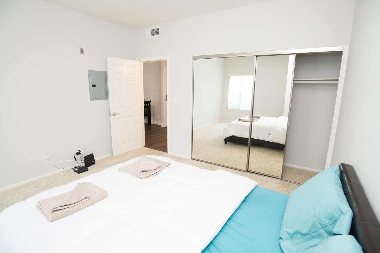 Apartment 540 Midvale Los Angeles