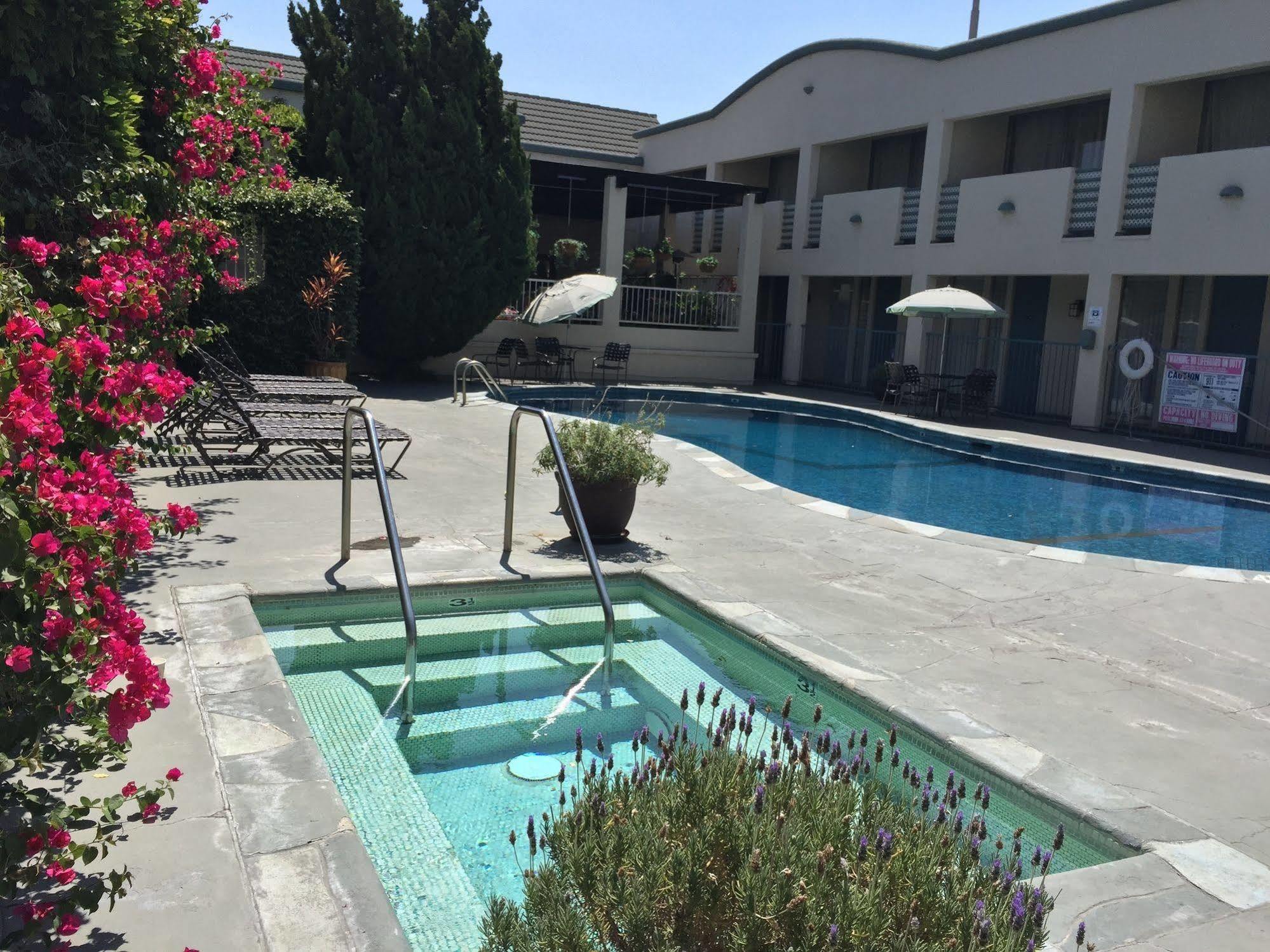 Hotel Mikado Los Angeles