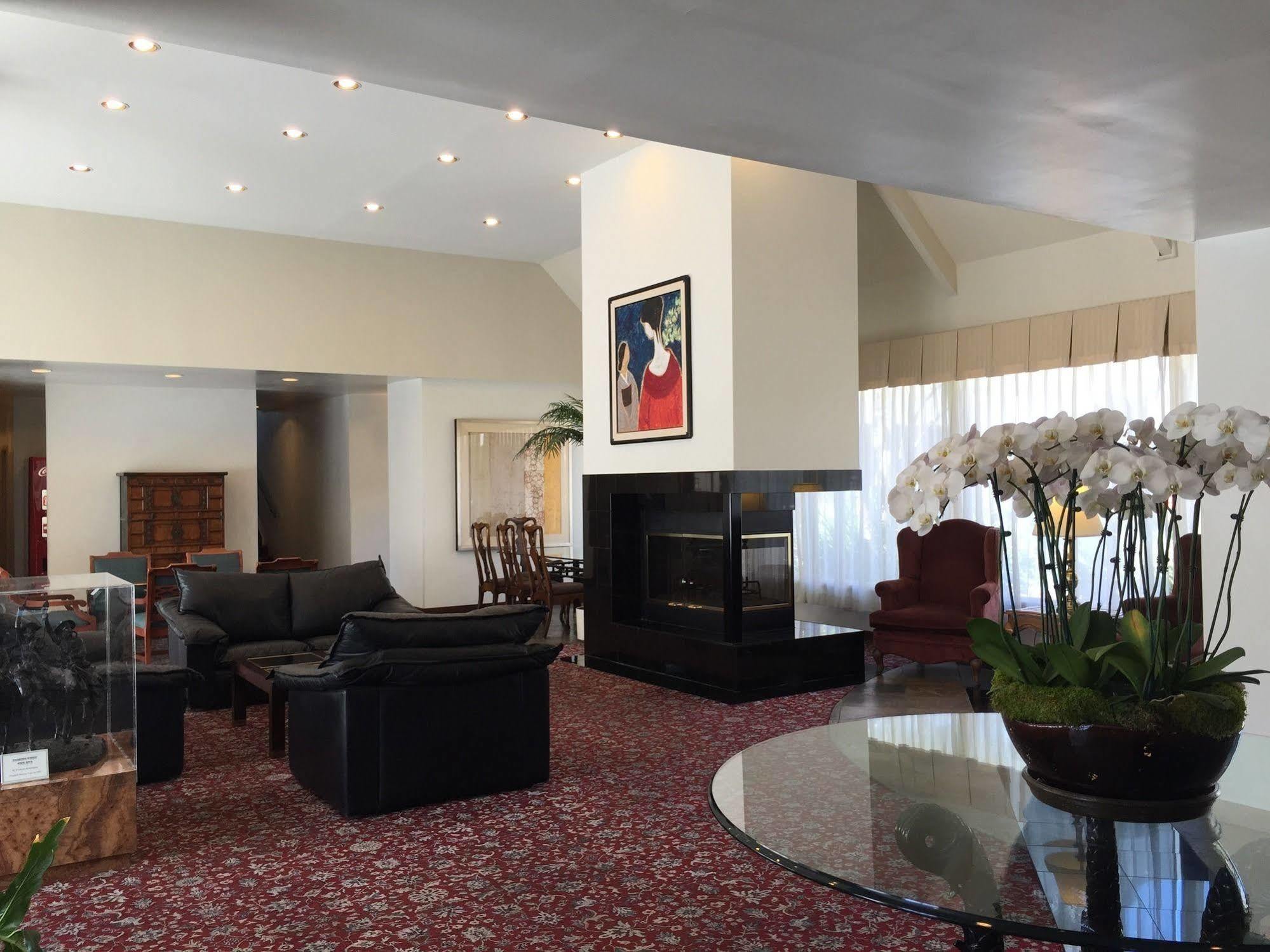 Hotel Mikado
