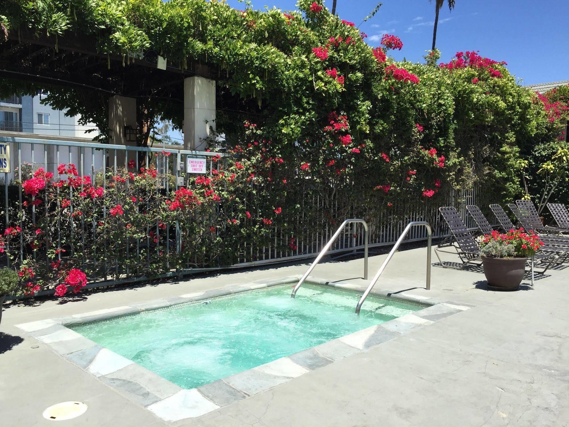 Mikado Hotel Los Angeles