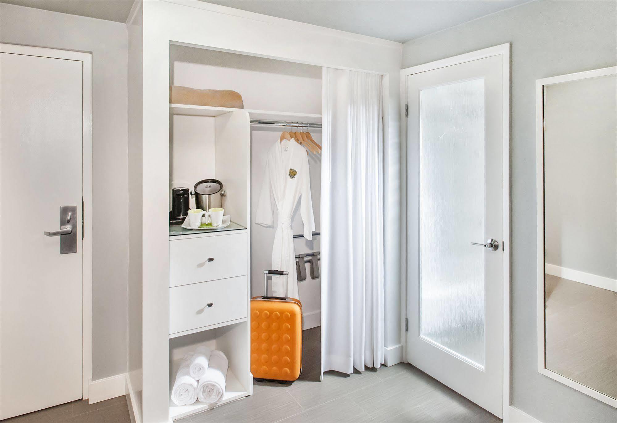 Hotel Sportsmen's Los Angeles