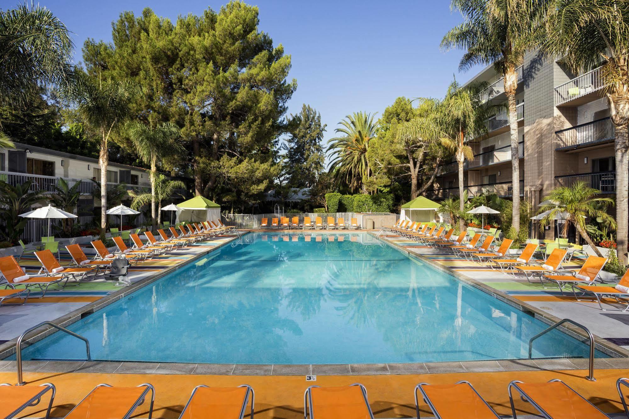 Hotel Sportsmen's 3*
