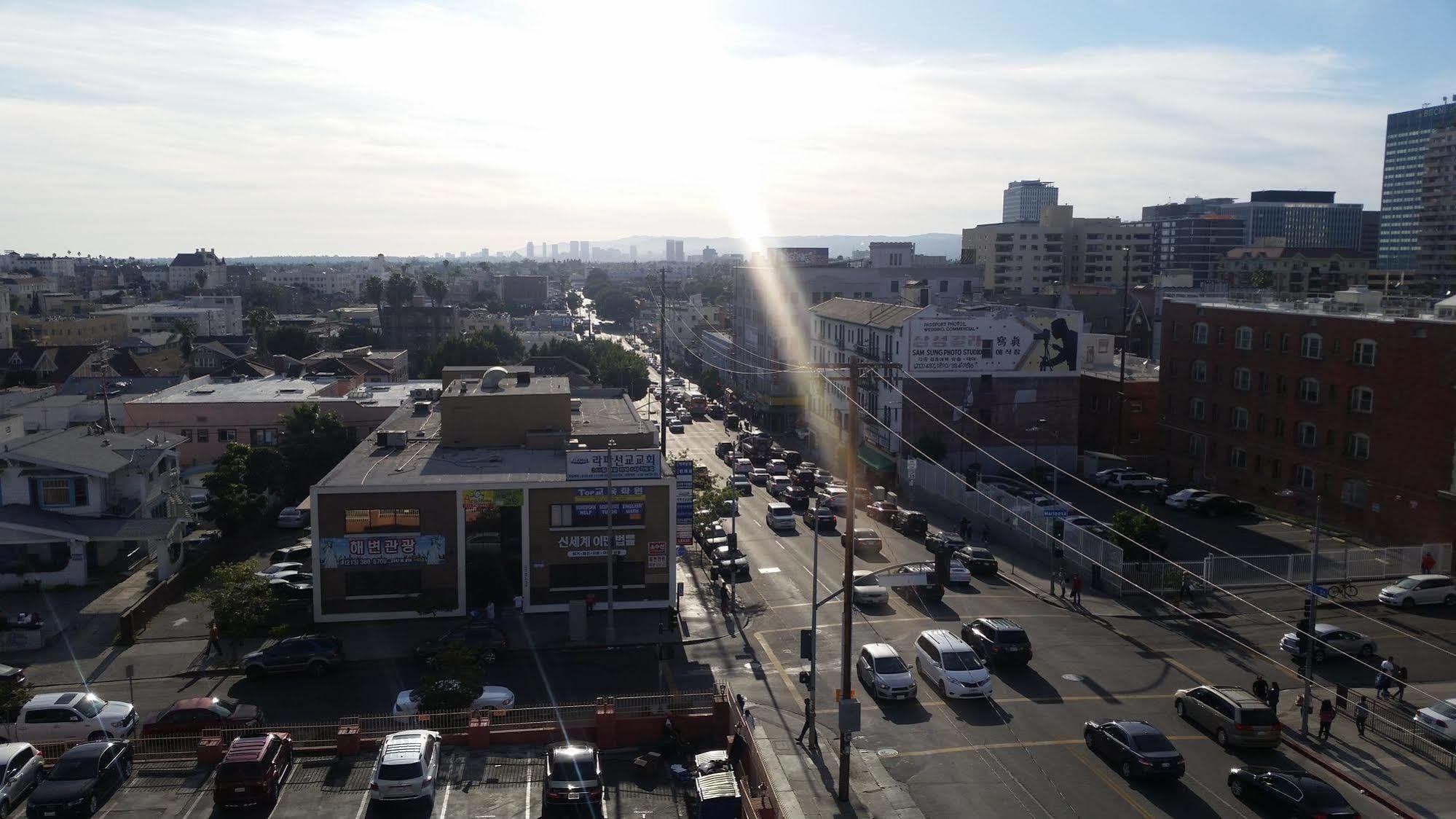 H By H Hospitality 4* Los Angeles