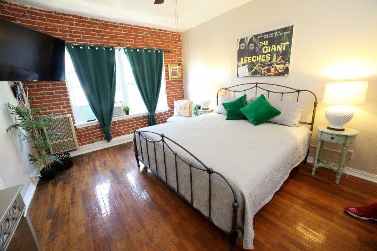 The Canterbury 3* Los Angeles