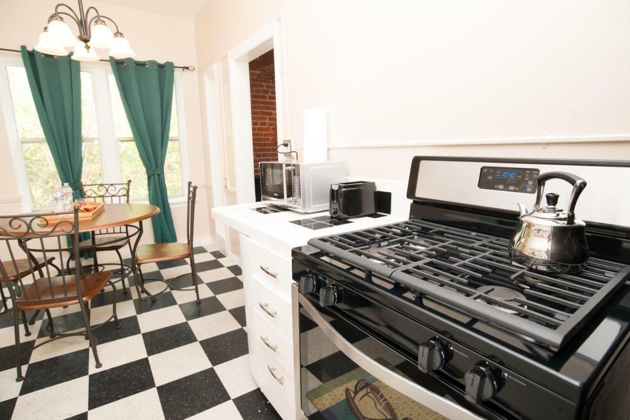 Aparthotel The Canterbury 3*
