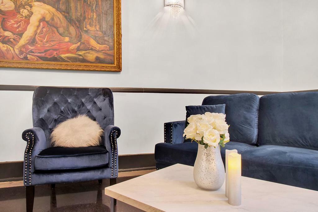 The Canterbury 3*