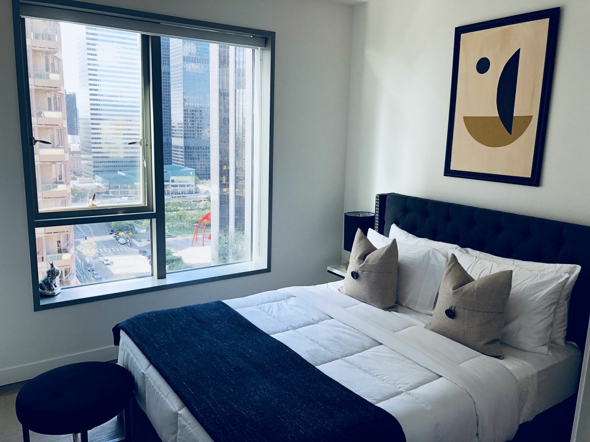 New Lyfe Finest Luxury Apartment Los Angeles