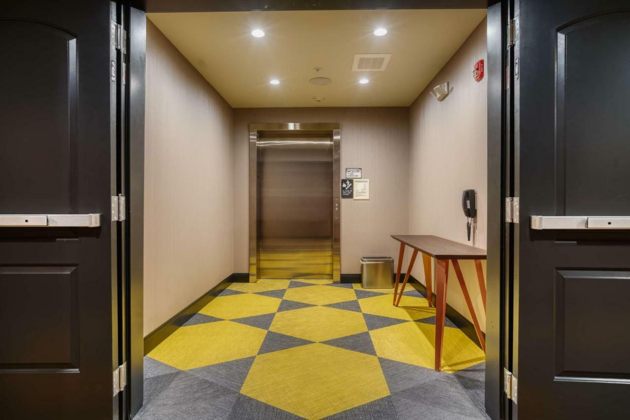 Western Premier Noho Los Angeles