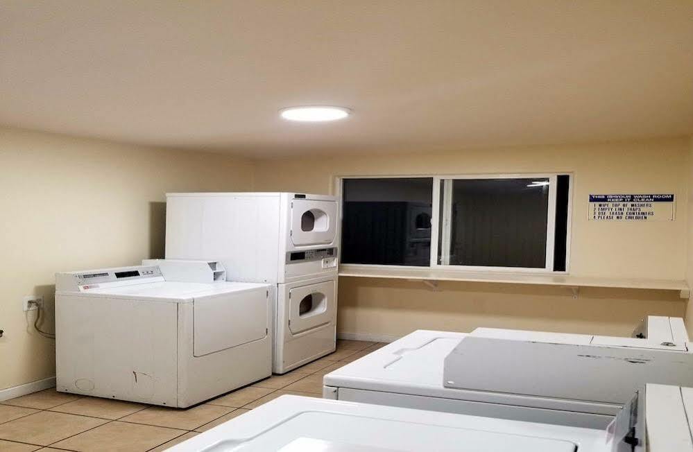 Monterey Dream 4*
