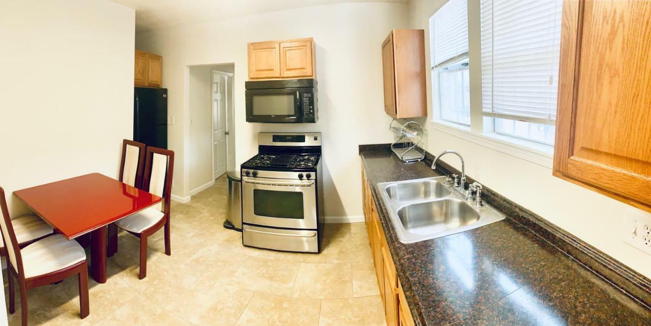 Fountain Guest Suites Guest house *