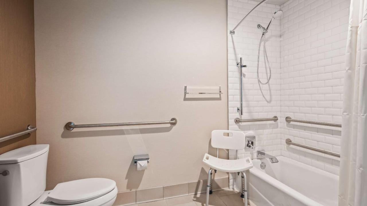 Hotel Western Premier Noho 3*