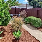 Studio Mins To Culver City Downtown, Sony & Venice