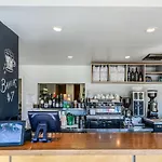 Travelodge By Wyndham Culver City