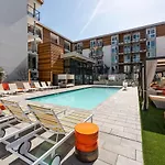 Blue Water Views By Venice Beach Top Resort Pool