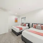 Skyline Oasis: Luxe 3-Floor Waterfront Penthouse