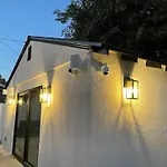 Gated Private House With Own Parking Sherman Oaks