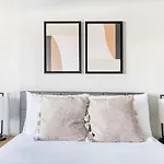 N Hollywood 2Br W Gym Pool Nr Tj Shops Lax-632