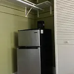 Small Private Room In Los Angeles With Free Strong Wifi!!!