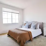 Brigth 4Bd 2Bth Apt Near Venice Beach!