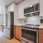 Bright & Airy 2 Bed 2 Bath Haven