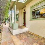 Walk To Abbot Kinney Tranquil Cottage In Venice!