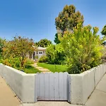 Vibrant Home With Patio - Near Santa Monica Pier!