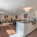 Modern Guest House Nestled In The Hollywood Hills With Huge Deck And Wow Views!