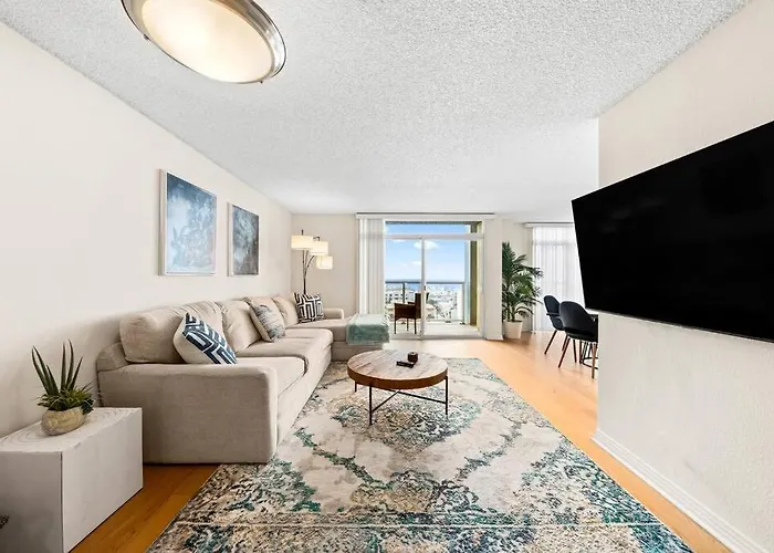 Smoky Quartz -Marina View Spacious 3Br Near Yacht Club