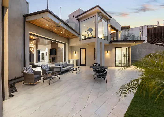 New Listing The Skyline Villa By Colby & Conrad