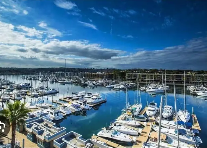 Luxury 2 Bedroom Penthouse With Stunning Views Venice & Marina Del Rey