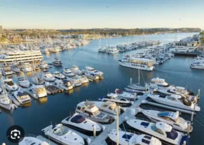 Stunning 2Br Penthouse Patio & View Venice Mdr
