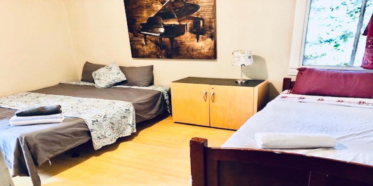 La Boardinghouse Homestay *