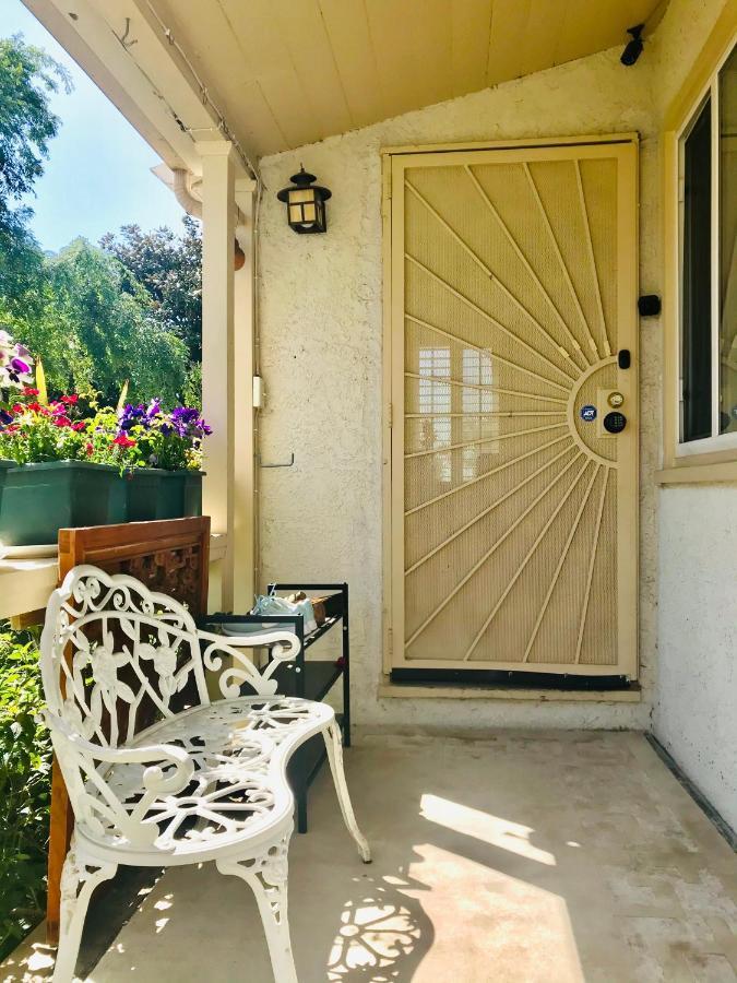 Lax Teresa Air Homestay