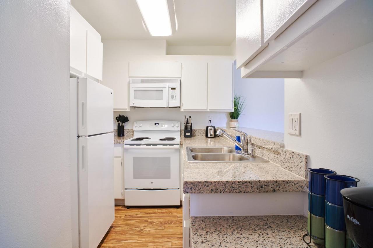 Apartment Waterfront Gem In Marina Del Rey Venice Ca