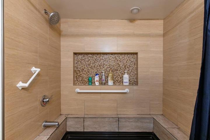 Lax Teresa Air Homestay Los Angeles
