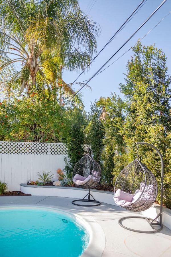 Holiday home Enchanting Sherman Oaks With Pool Permit #hsr Two One Zero Zero 2605 Los Angeles
