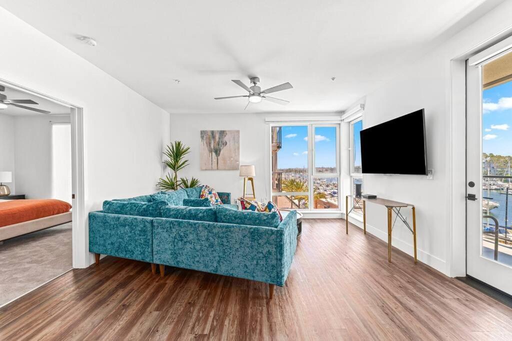 Blue Water Views Luxury Retreat In Mdr/venice *