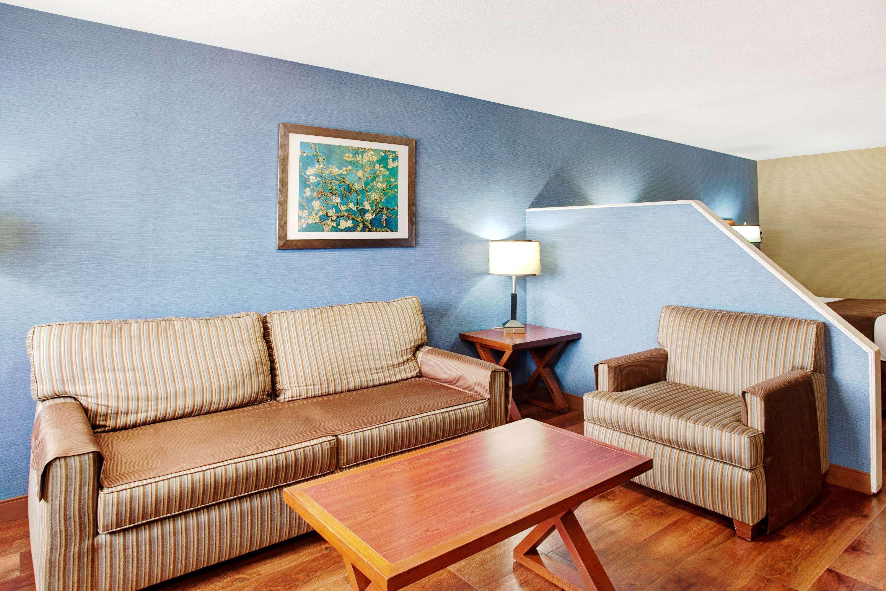 Travelodge By Wyndham Culver Hotel Los Angeles