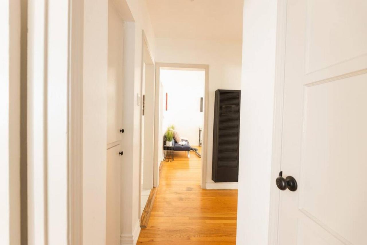Inviting In Historic Leimert Park Apartment