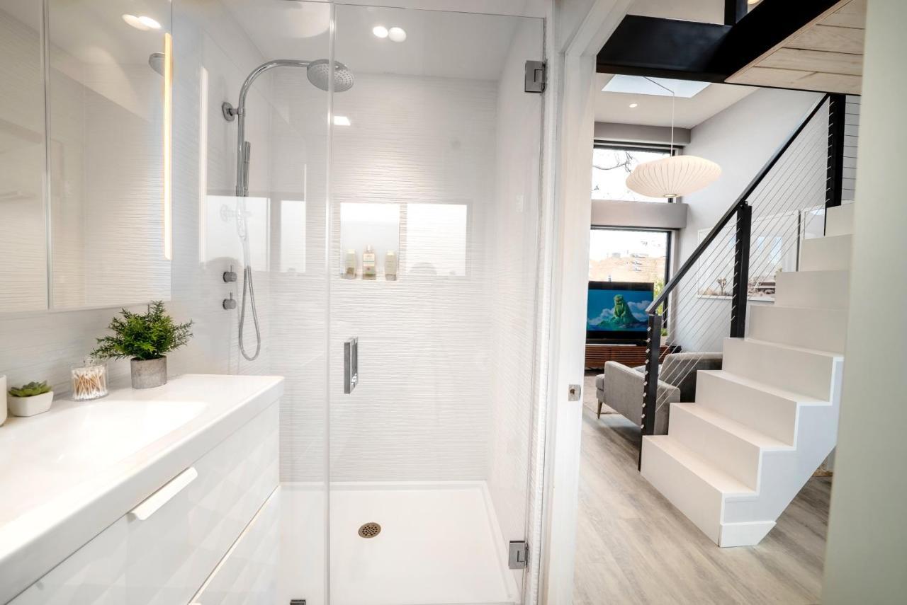 Guest house Bright European Loft In Venice Los Angeles