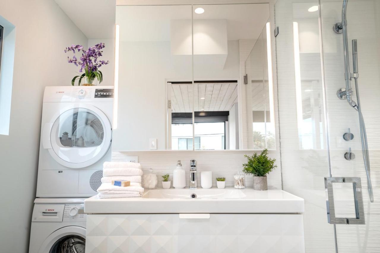 Guest house Bright European Loft In Venice Los Angeles