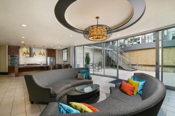 Apartment Gorgeous In Marina *