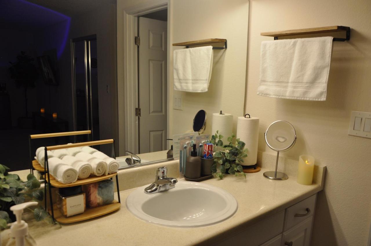 Private & Bathroom In Shared Oceanfront Home, Marina Del Rey Hospedagem domiciliar *
