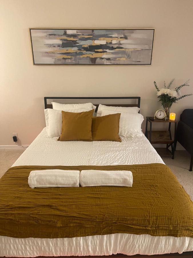 Private & Bathroom In Shared Oceanfront Home, Marina Del Rey Los Angeles