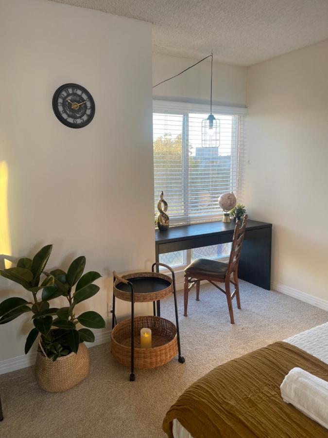 Private & Bathroom In Shared Oceanfront Home, Marina Del Rey *