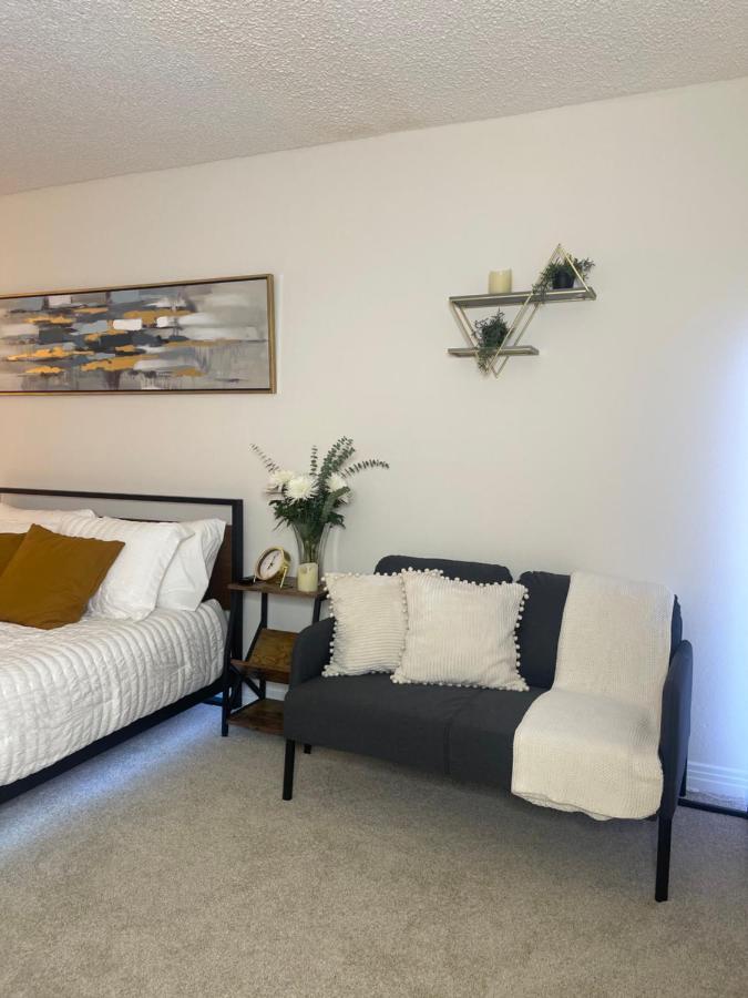 Private & Bathroom In Shared Oceanfront Home, Marina Del Rey *