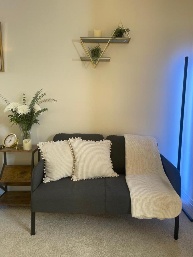 Private & Bathroom In Shared Oceanfront Home, Marina Del Rey