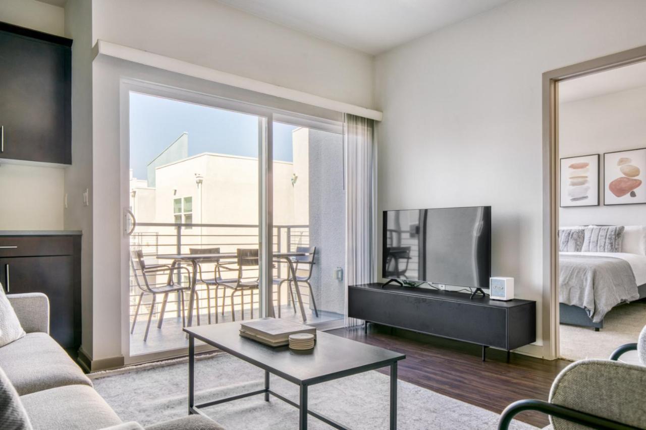Apartment North Hollywood 2br W Gym Pool Near Tj Lax-881 *