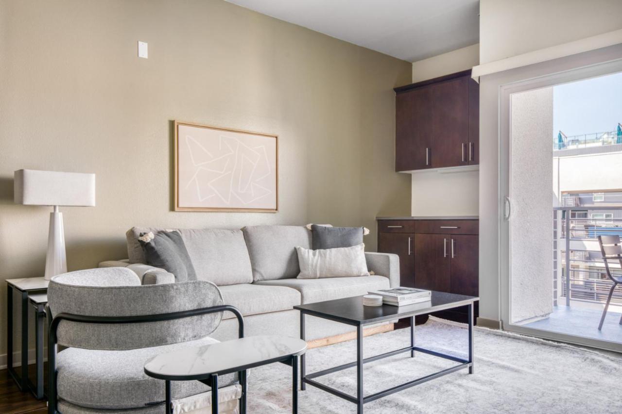 North Hollywood 2br W Gym Pool Near Tj Lax-881 * Los Angeles