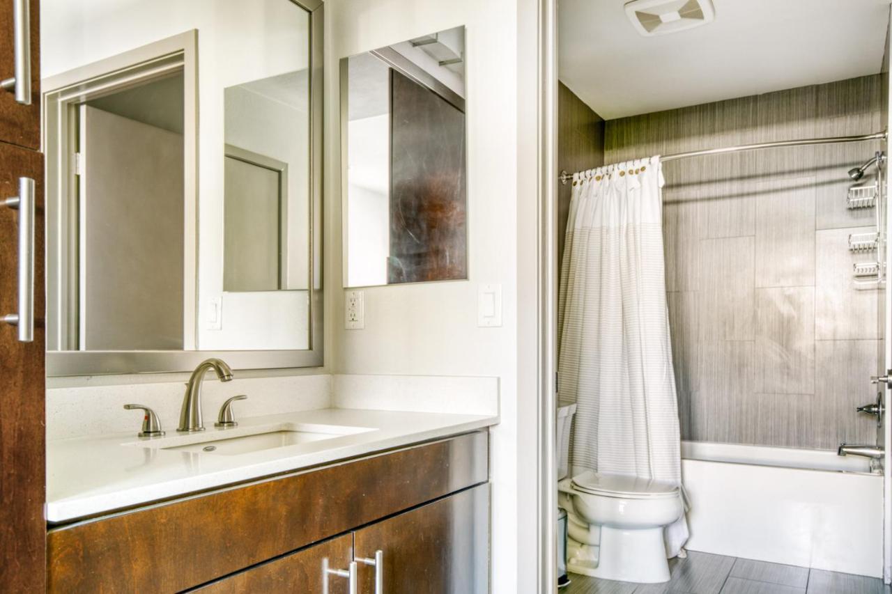 North Hollywood 2br W Gym Pool Near Tj Lax-881 * Los Angeles